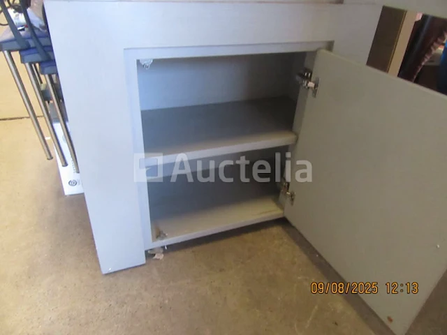 Hoogte grijze meubelen 220cm - afbeelding 1 van  5