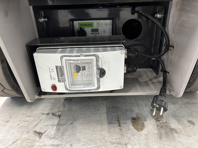 Hoogtewerken zoomlion zs0607ac-li - bj 2025 - afbeelding 9 van  9