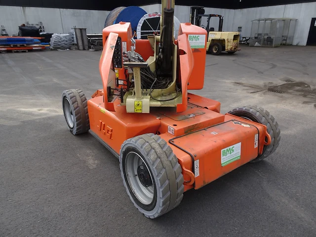 Hoogtewerker jlg - afbeelding 4 van  8