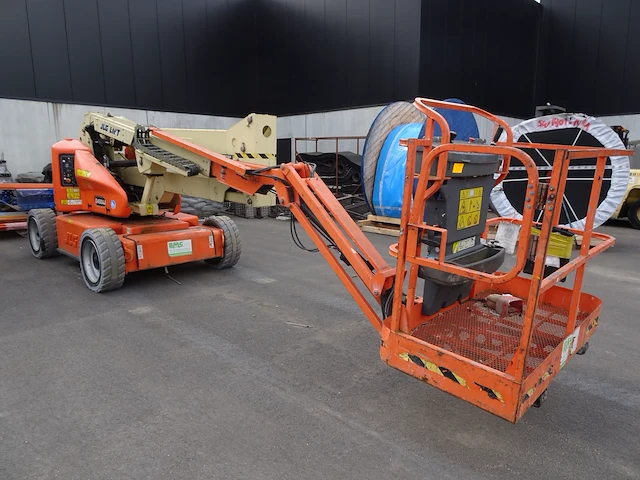 Hoogtewerker jlg - afbeelding 7 van  8