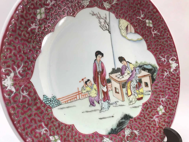 Hoogwaardige jingdezhen famille rose sierbord - afbeelding 9 van  25