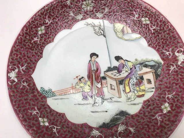 Hoogwaardige jingdezhen famille rose sierbord - afbeelding 14 van  25