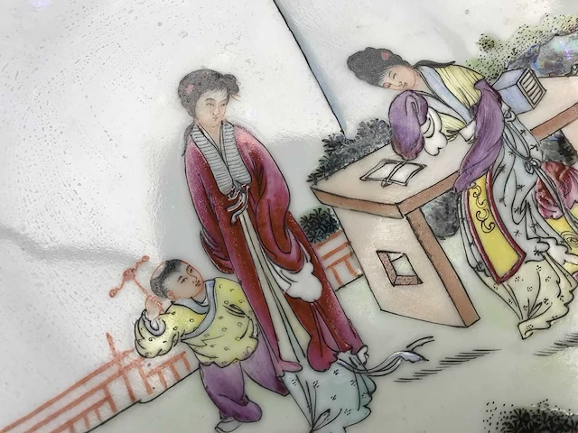Hoogwaardige jingdezhen famille rose sierbord - afbeelding 15 van  25