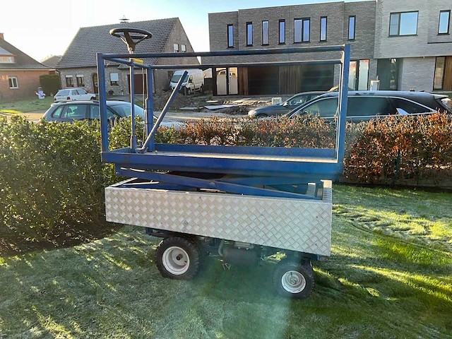 Hoogwerker - afbeelding 5 van  12