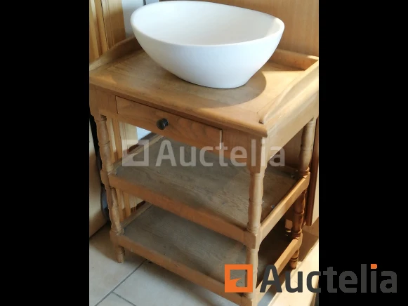 Horeca apparatuur. dienbladen, gereedschappen...