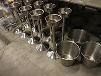 Horeca items + keukenmateriaal - afbeelding 1 van  4