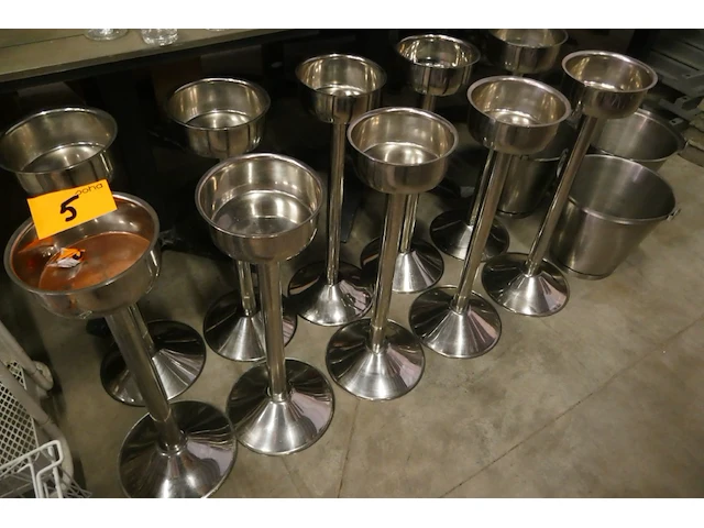 Horeca items + keukenmateriaal - afbeelding 3 van  4