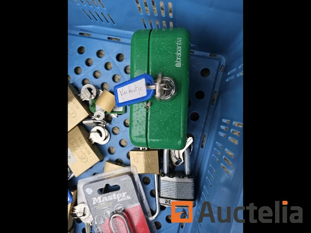 Horeca: lot 241: hangslot met sleutel - afbeelding 6 van  6