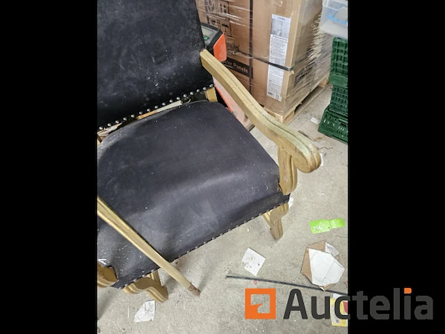 Horeca: lot 243: stoel voor sinterklaas - afbeelding 4 van  8