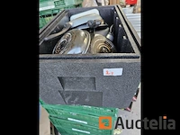 Horeca:lot 207: kachels+diversen - afbeelding 2 van  4