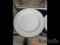 Horeca:lot 227: rvs kar +140st platen - afbeelding 8 van  12
