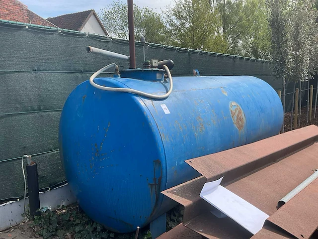 Horizontale brandstof opslagtank - afbeelding 1 van  5
