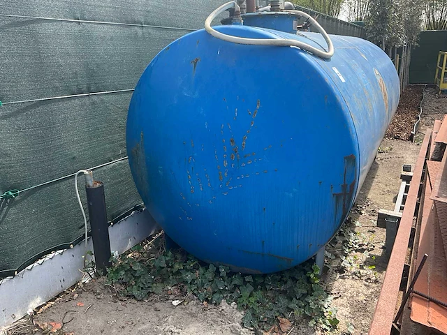 Horizontale brandstof opslagtank - afbeelding 2 van  5