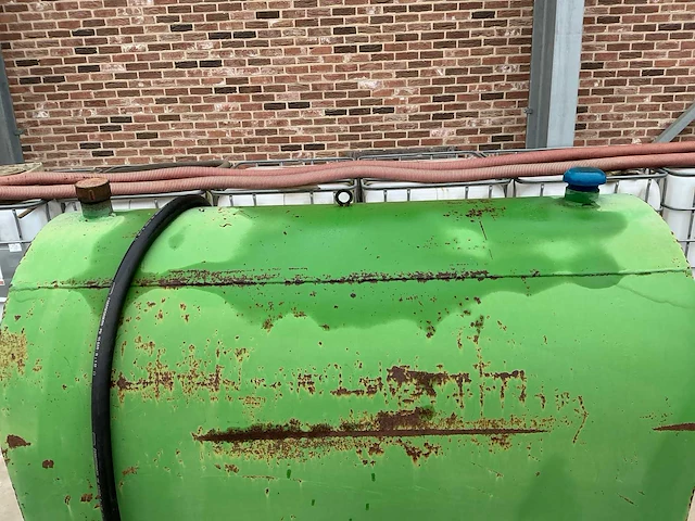 Horizontale opslagtank 1100 liter - afbeelding 5 van  5