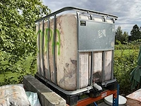 Horizontale opslagtank ibc container 1000l - afbeelding 1 van  3