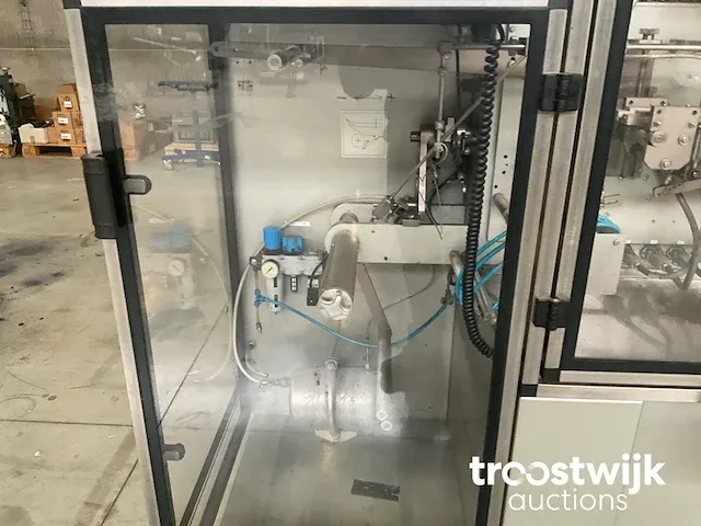 Horizontale tissue verpakkingsmachine - afbeelding 9 van  11