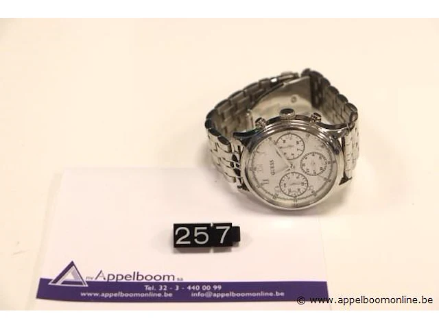 Horloge guess u1018l, mogelijks gebruikssporen, werking niet gekend - afbeelding 1 van  4