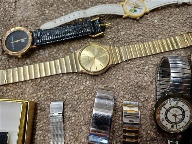 Horloges - afbeelding 4 van  4