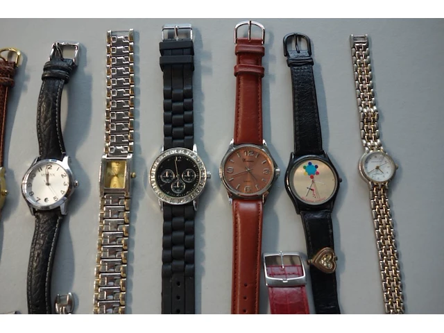 Horloges - afbeelding 3 van  7