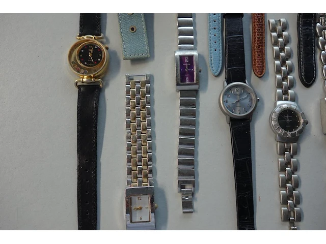 Horloges - afbeelding 7 van  7
