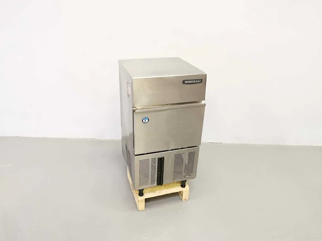 Hoshizaki - im-30cle-25 - ijsblokjesmachine - afbeelding 1 van  2