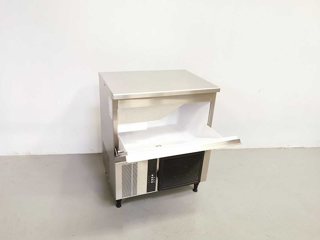 Hoshizaki - im-45cne-hc - ijsblokjesmachine - afbeelding 2 van  3