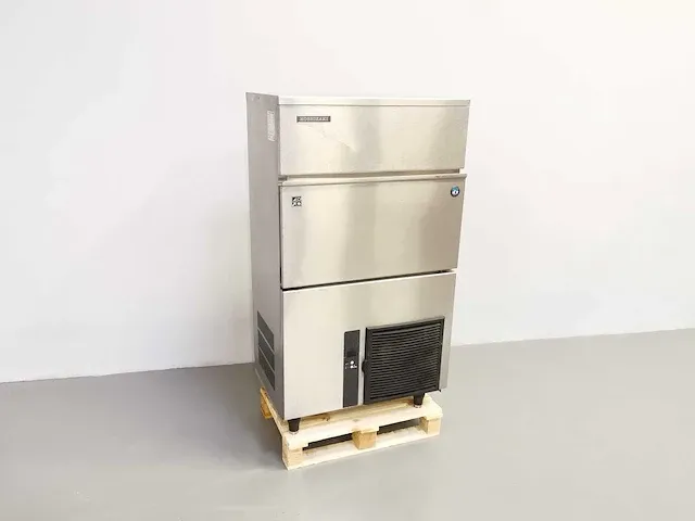 Hoshizaki - im130ne-23 - ijsblokjesmachine - afbeelding 1 van  2