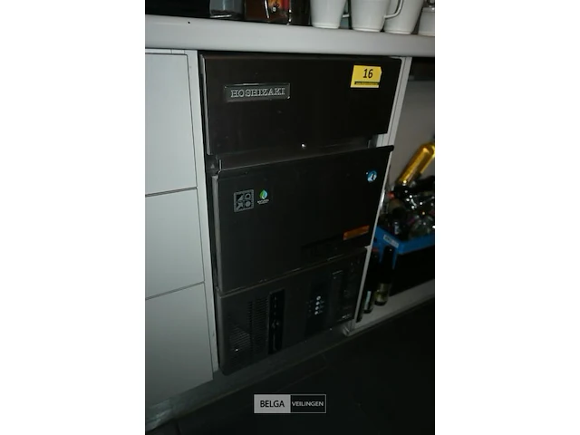 Hoshizaki ijsblokjesmachine - afbeelding 1 van  5