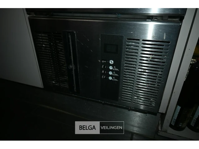 Hoshizaki ijsblokjesmachine - afbeelding 5 van  5