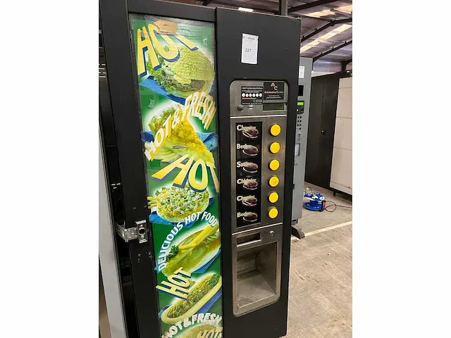 Hot food matic - vending machine - afbeelding 2 van  2