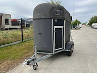 Hotra innovatie paarden aanhangwagen - afbeelding 1 van  7