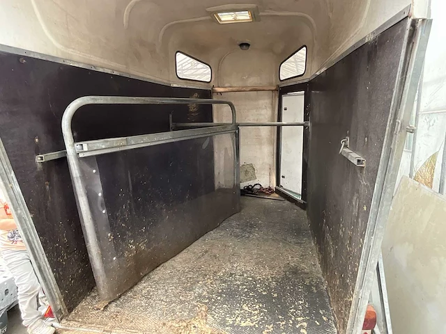 Hotra tramper paardentrailer - afbeelding 2 van  24