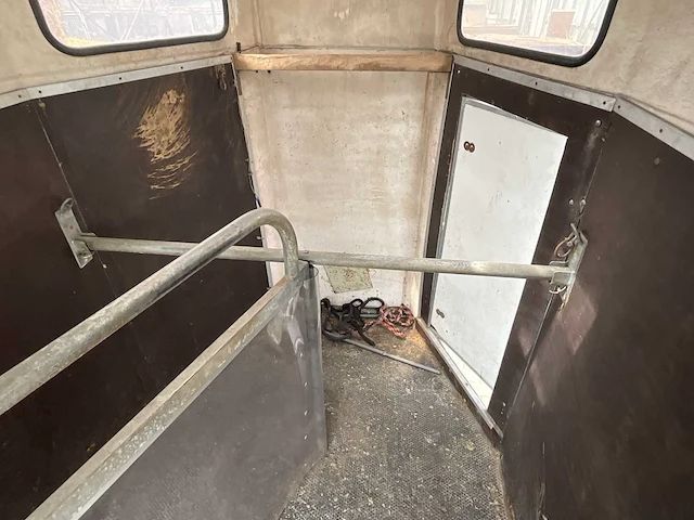 Hotra tramper paardentrailer - afbeelding 24 van  24