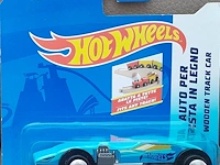 Hotwheels blauwe race auto - afbeelding 1 van  5