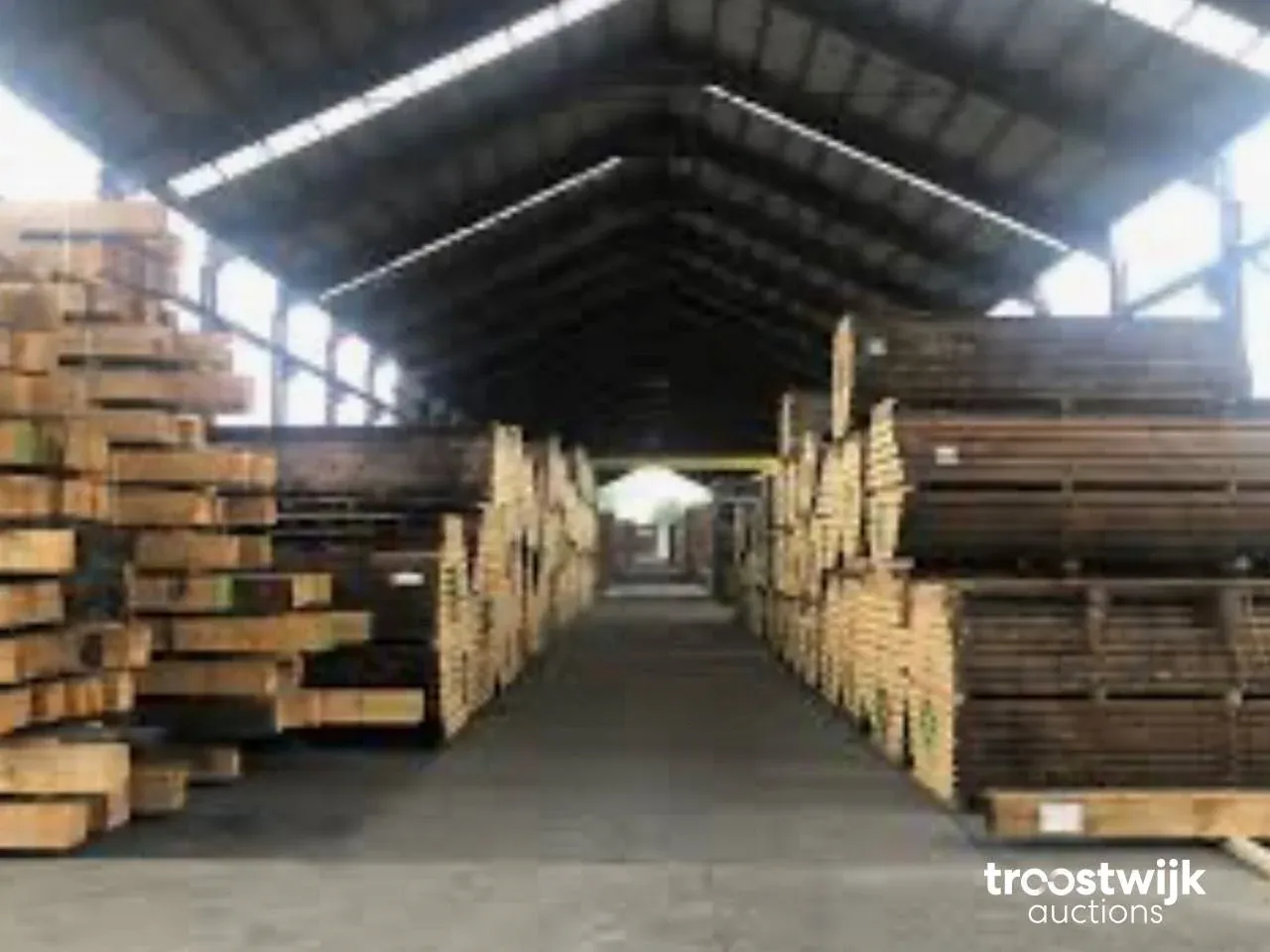 Hout voor tuin, bouw en interieur