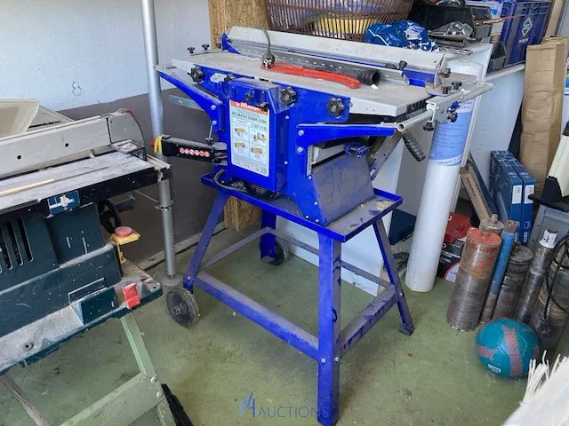 Houtbewerkingsmachine belmash - afbeelding 1 van  4