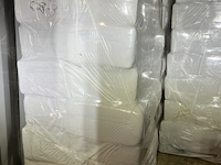 Houtbriketten en houtschilfers - afbeelding 2 van  2