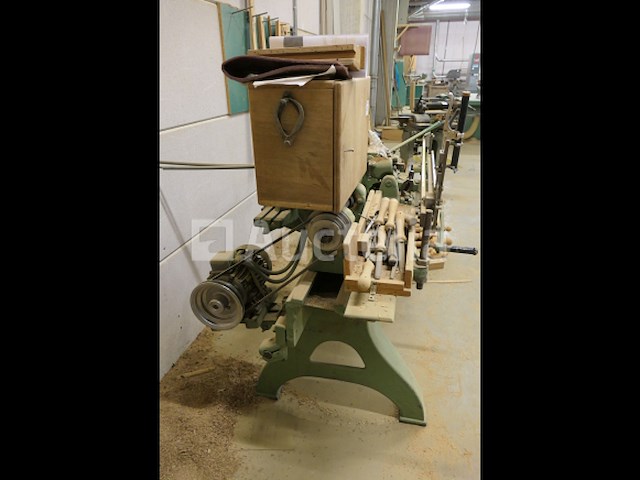 Houtdraaibank met hempel kopieersysteem - afbeelding 10 van  13