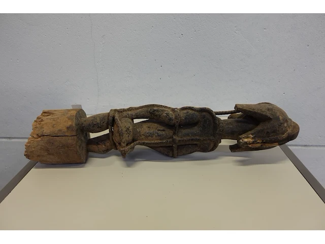 Houten afrikaans tribaal kunstwerk - afbeelding 3 van  5