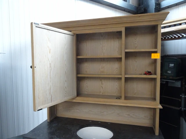 Houten badkamerkast - afbeelding 9 van  13