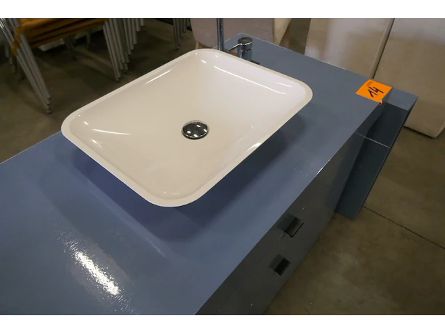 Houten badkamermeubel met 2 lavabo's - afbeelding 4 van  5