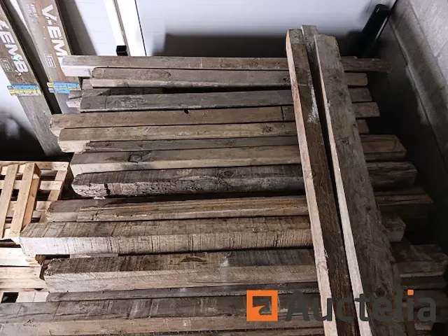 Houten balken atelier - afbeelding 4 van  4