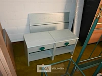 Houten bed + 2 nachtkastjes - afbeelding 1 van  2