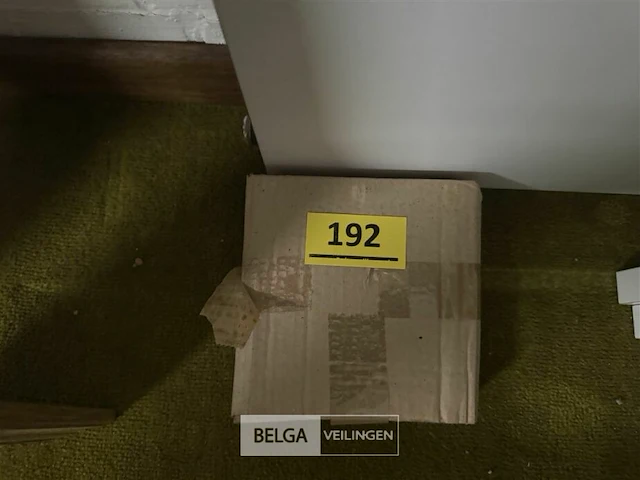 Houten bed l200xb90 cm - zonder lattenbodem - afbeelding 2 van  4