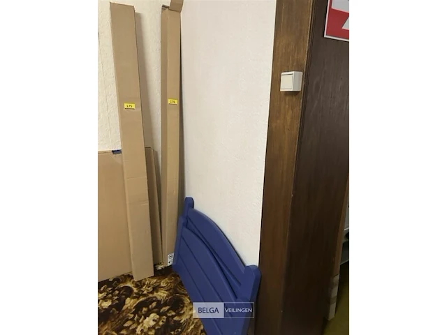 Houten bed l200xb90 cm zonder lattenbodem - afbeelding 2 van  2