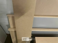 Houten bed met nachtkastje - afbeelding 4 van  4