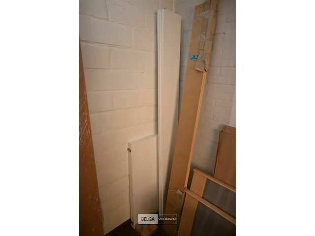 Houten bed - afbeelding 1 van  1
