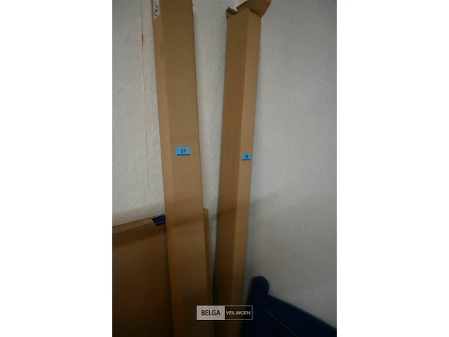 Houten bed - afbeelding 2 van  2