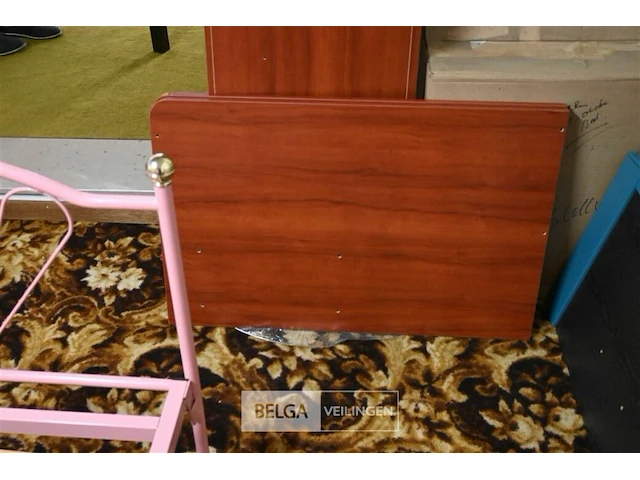 Houten bed - afbeelding 1 van  2