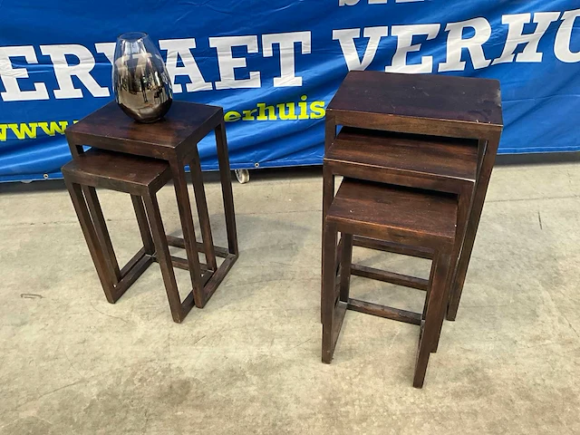 Houten bijzettafels (5x) - afbeelding 1 van  4